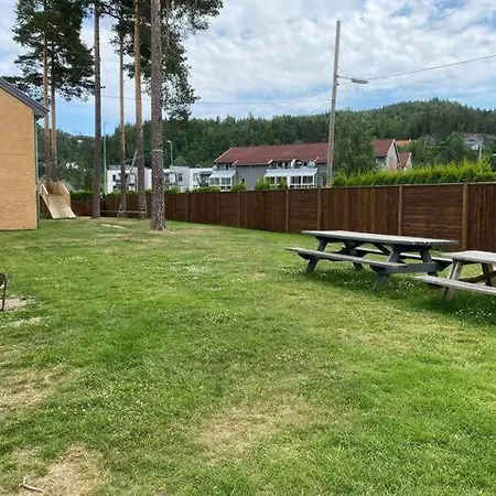 Twin 207 Near Kristiansand Hostal Vennesla
